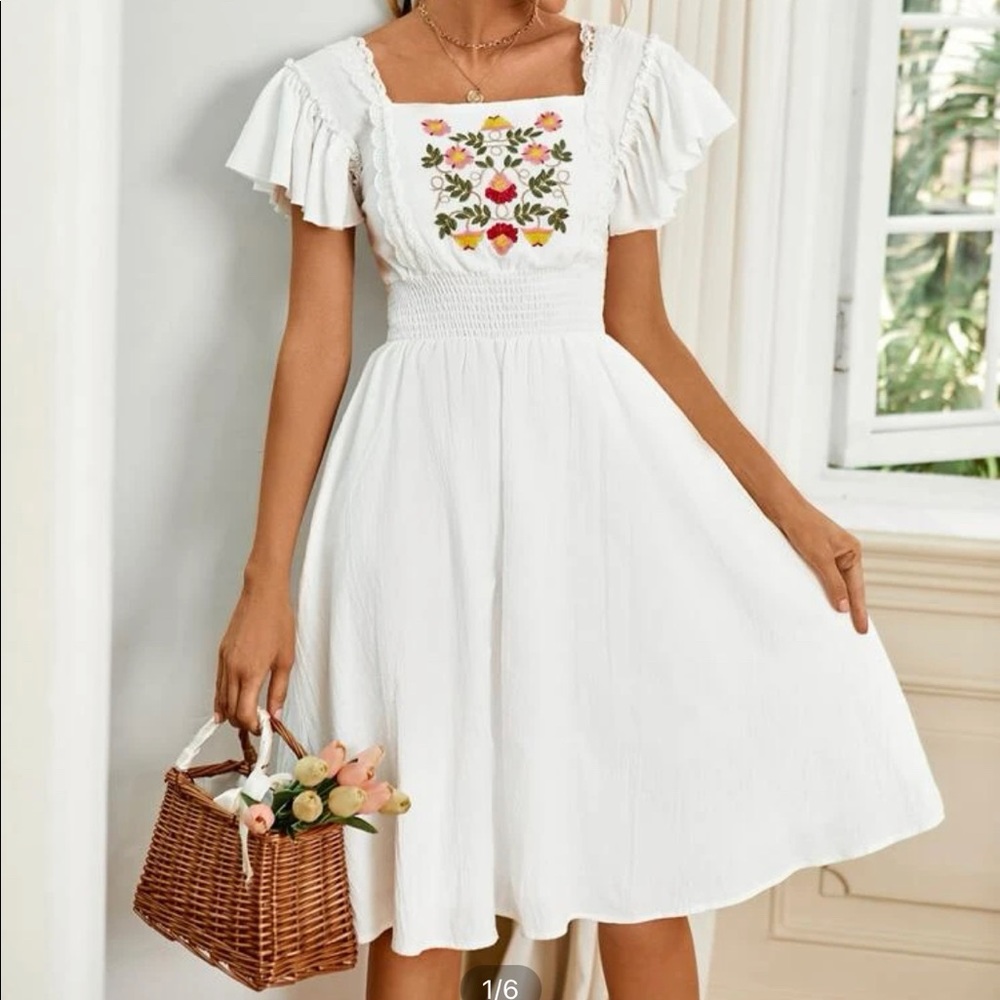 Fashion Embroidered Floral Dress